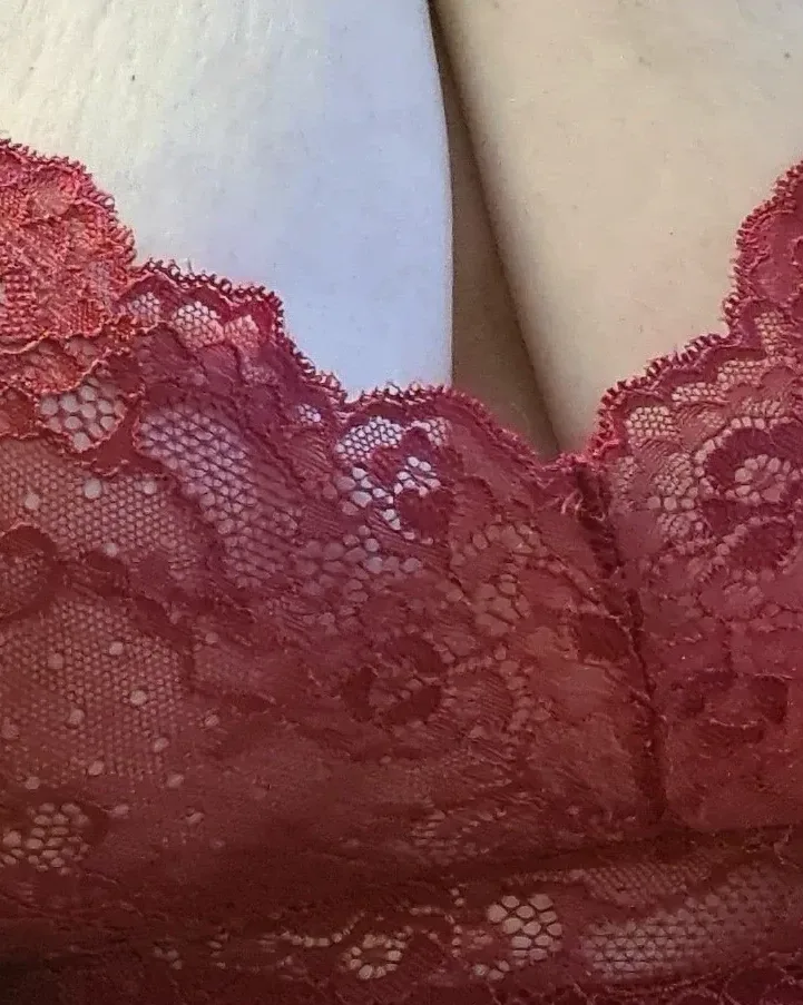 Alma, 32